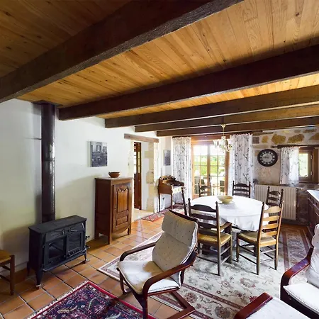 En Pierre Avec Piscine Ferienhaus *